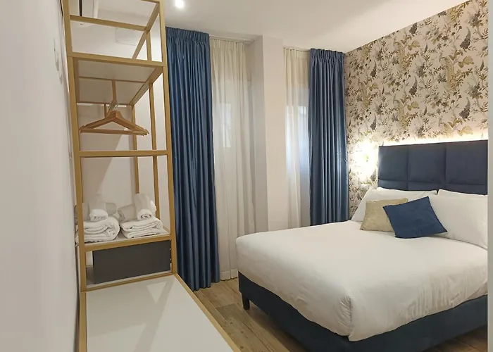 Romi בית הארחה 4*