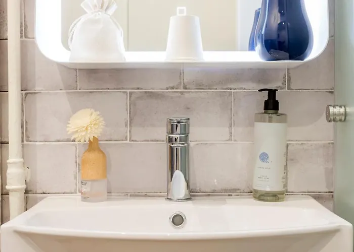 בית הארחה Romi